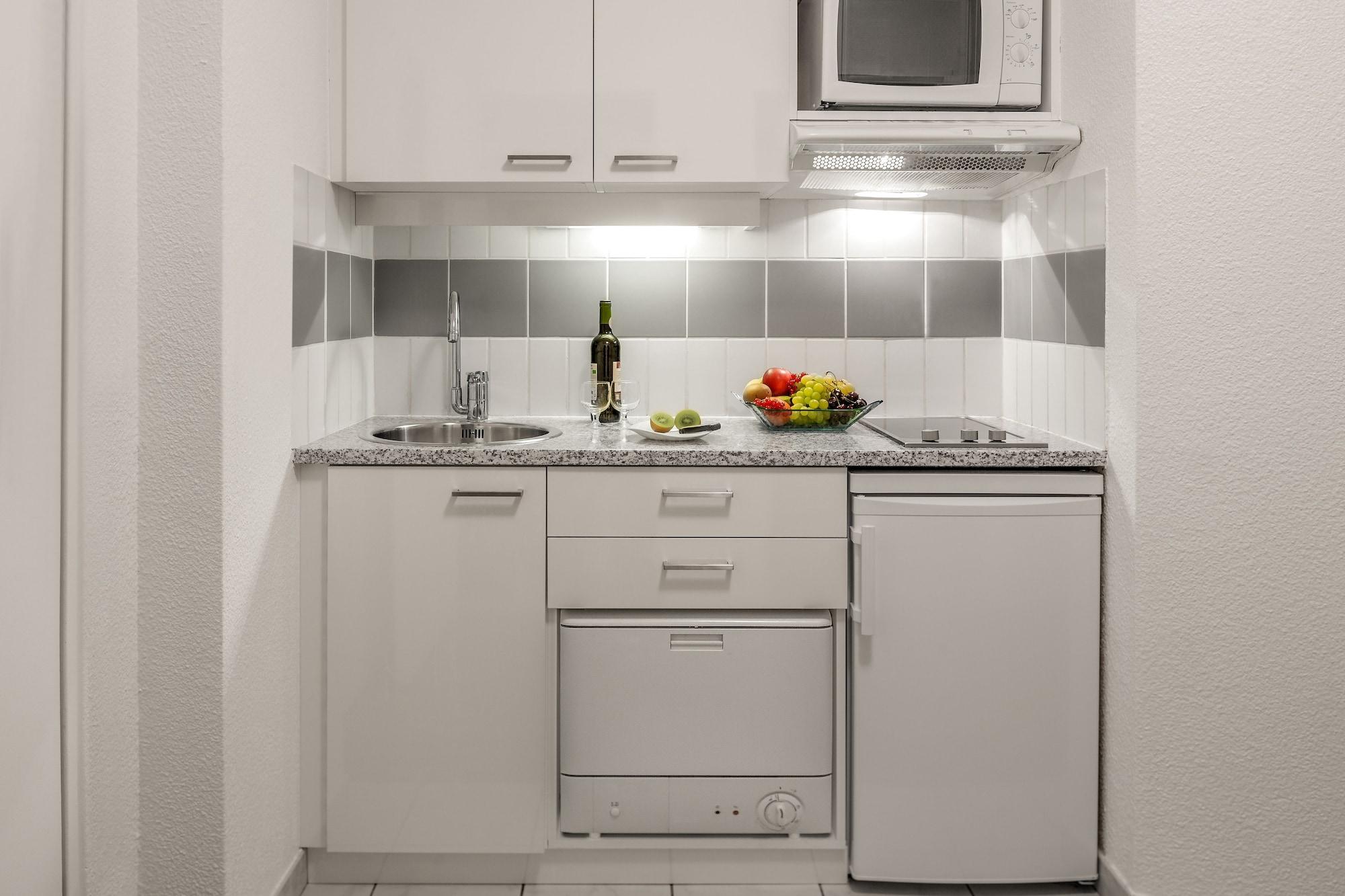 Citadines Bastille Gare De Lyon Париж Екстериор снимка